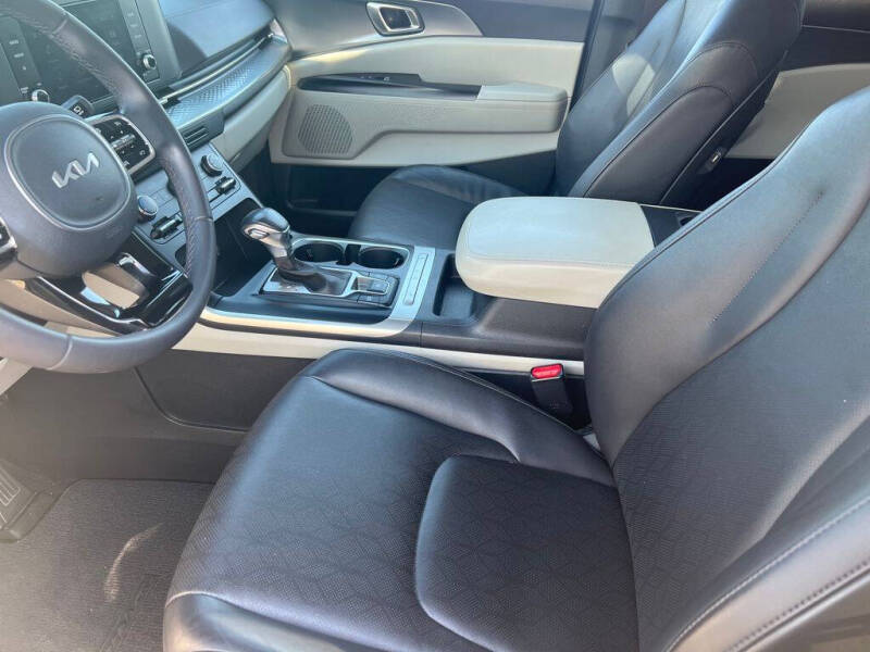 2024 Kia Carnival