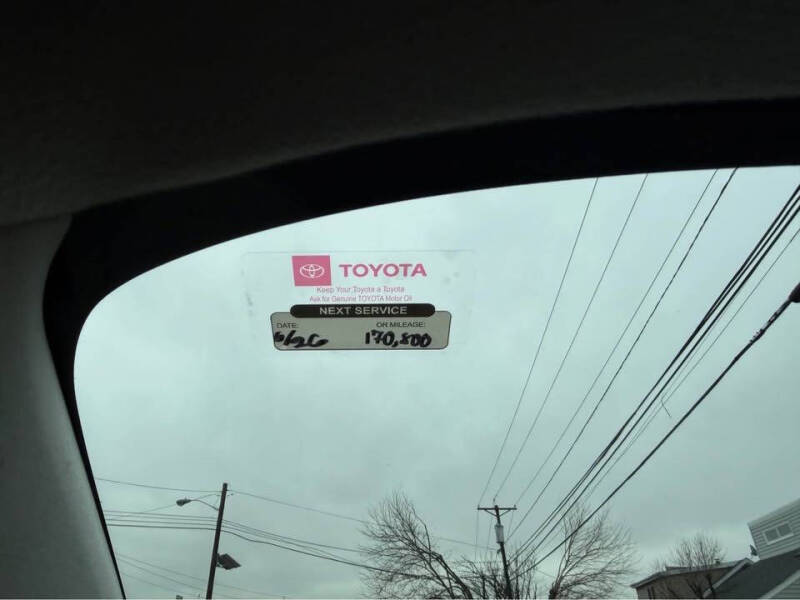 2010 Toyota Prius IV