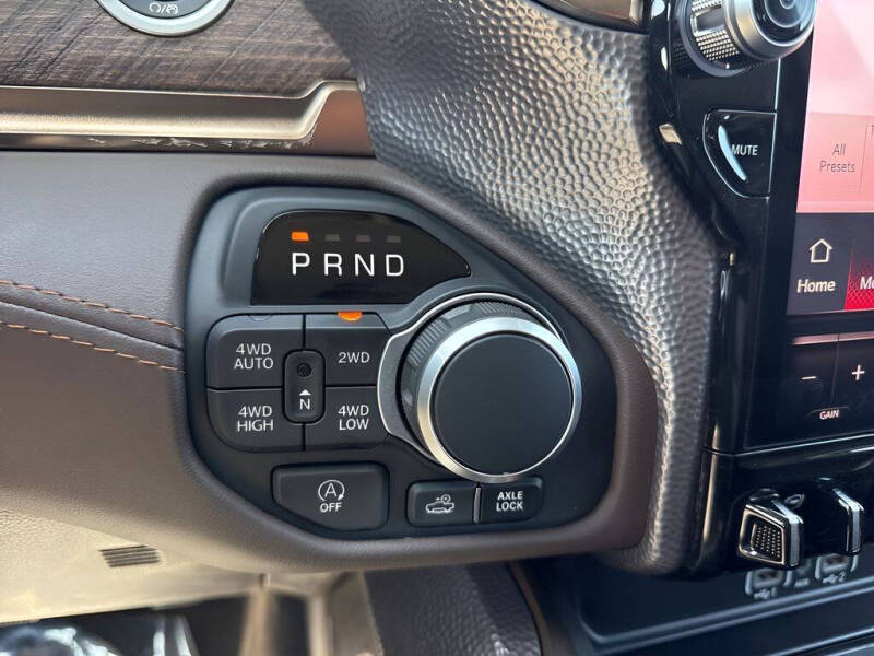 2025 RAM 1500 Limited