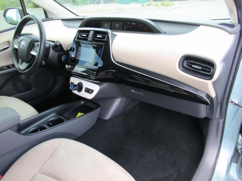 2016 Toyota Prius Four