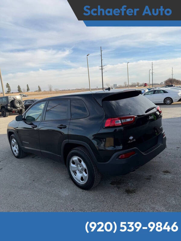 2016 Jeep Cherokee Sport