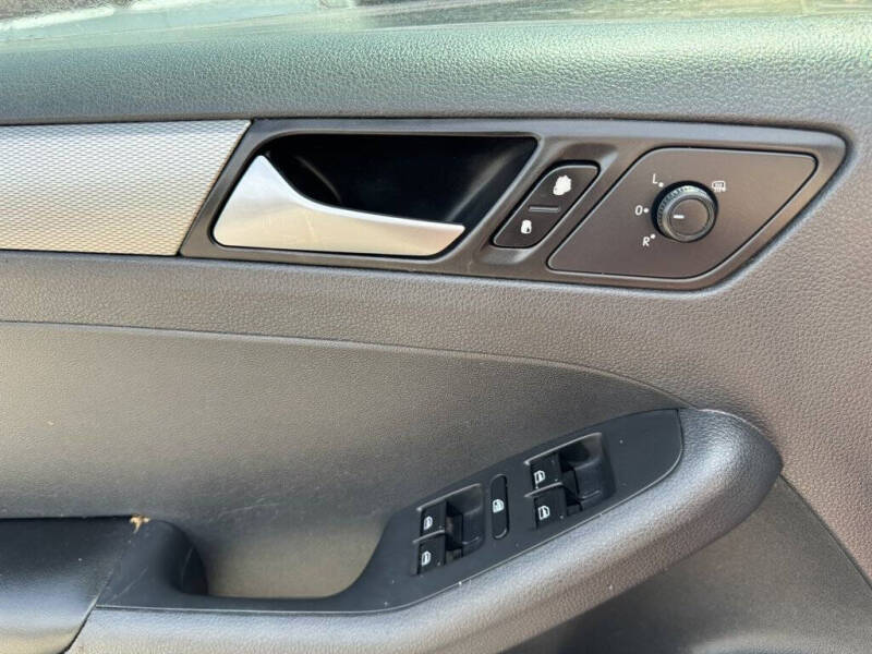 2016 Volkswagen Jetta