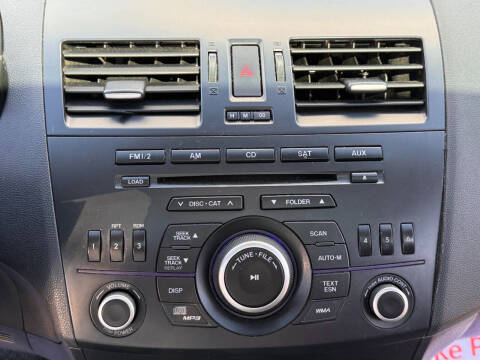 2012 Mazda MAZDA3 i Grand Touring