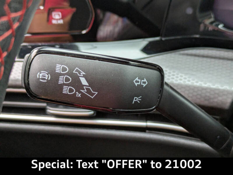 2024 Volkswagen Golf GTI 380 SE