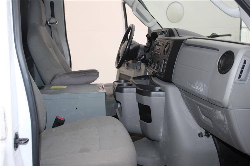2014 Ford E-Series E-250