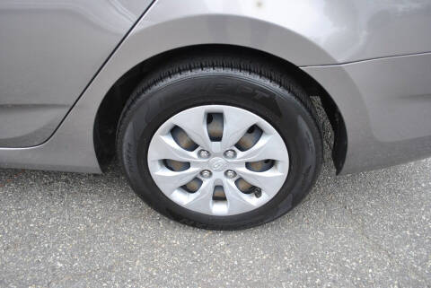 2017 Hyundai Accent SE