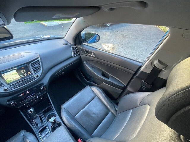 2017 Hyundai Tucson SE Plus