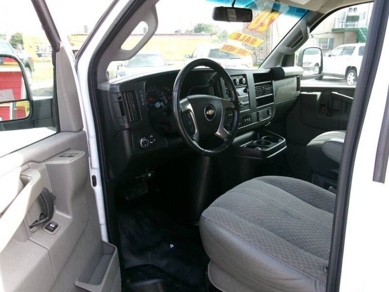 2019 Chevrolet Express LS 3500