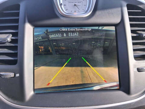 2017 Chrysler 300 Limited
