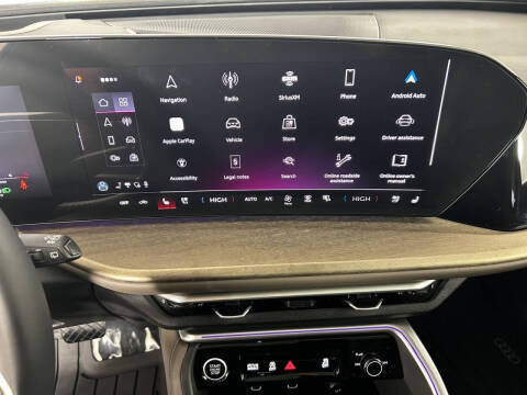 2025 Audi Q5 quattro Premium Plus TFSI