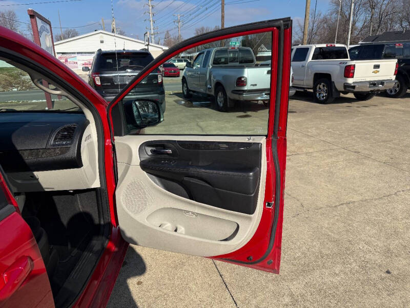 2013 Dodge Grand Caravan SXT