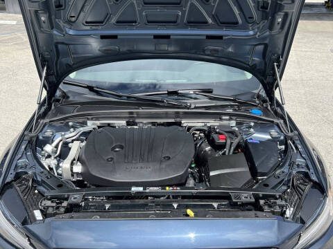 2024 Volvo S60 B5 Core Dark Theme