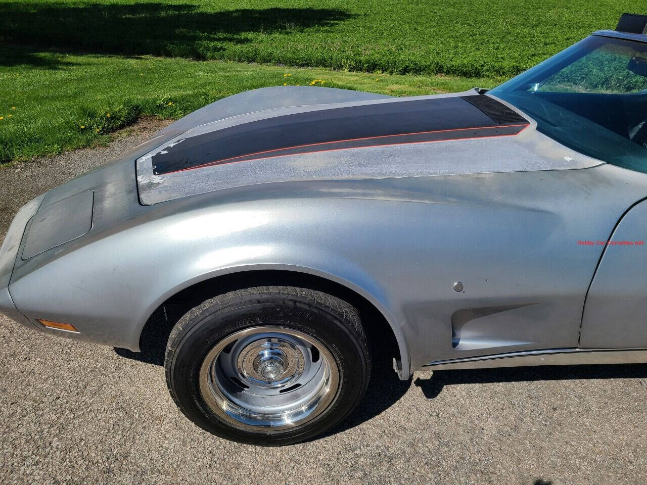 1976 Chevrolet Corvette 25