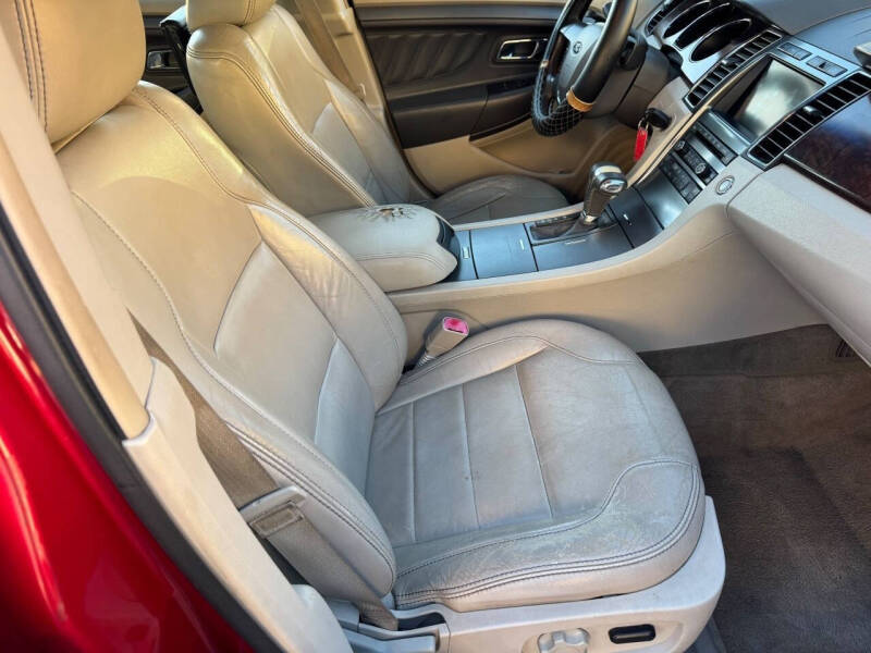 2012 Ford Taurus SEL