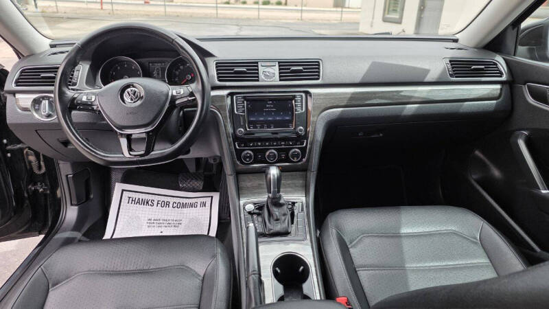 2016 Volkswagen Passat 1.8T SE