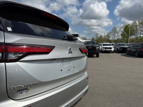 2022 Mitsubishi Outlander SE
