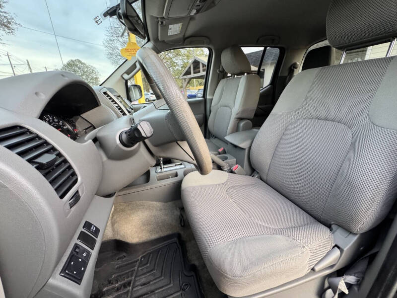 2013 Nissan Frontier SV