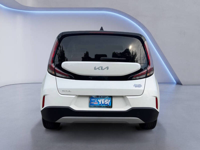 2025 Kia Soul LX