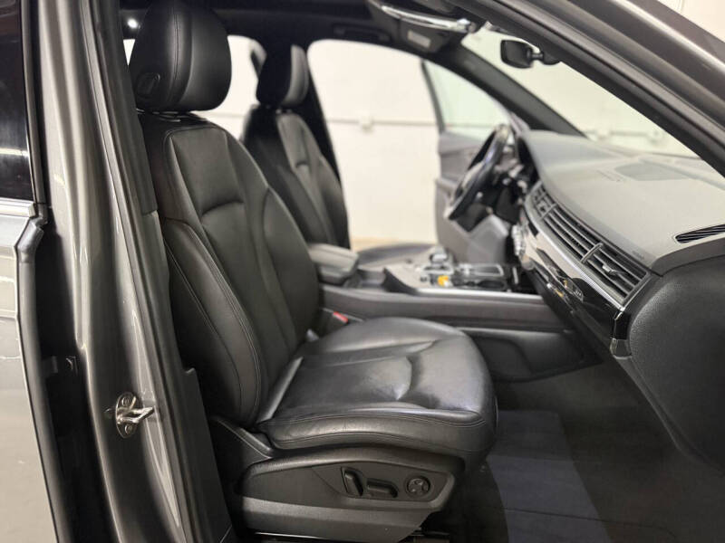 2017 Audi Q7 3.0T quattro Premium Plus