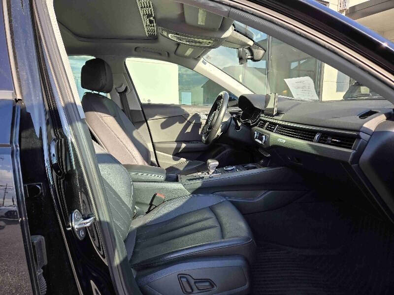 2017 Audi A4 2.0T quattro Premium