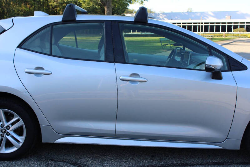 2020 Toyota Corolla Hatchback SE