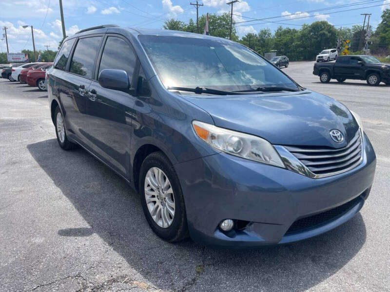 2015 Toyota Sienna