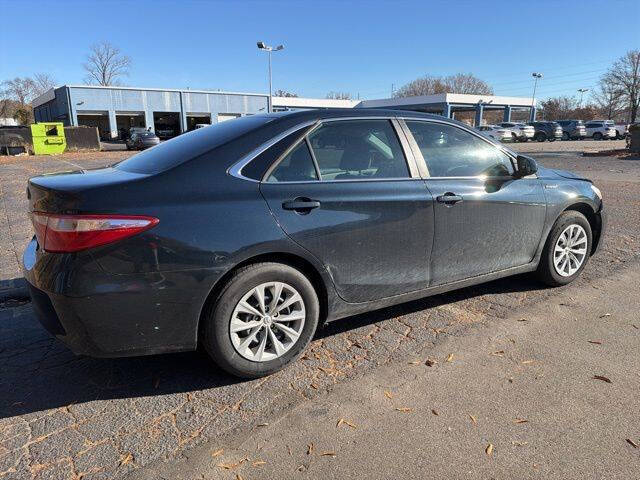 2017 Toyota Camry Hybrid LE