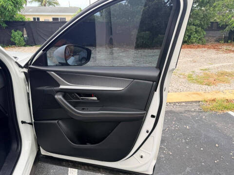 2024 Mazda CX-90 Plug-in Hybrid Preferred