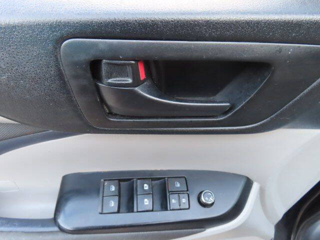 2017 Toyota Highlander LE