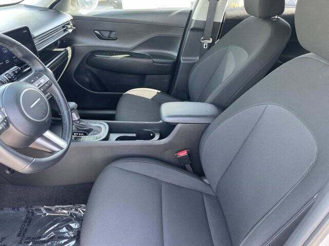 2025 Hyundai Kona SEL