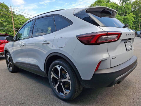 2025 Ford Escape Hybrid ST-Line Select