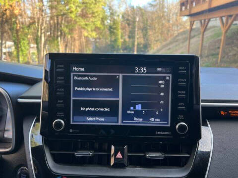 2022 Toyota Corolla Hatchback SE