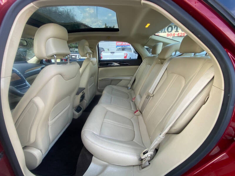 2013 Lincoln MKZ