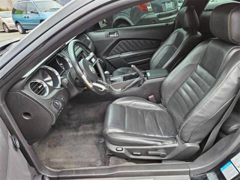 2011 Ford Mustang V6 Premium