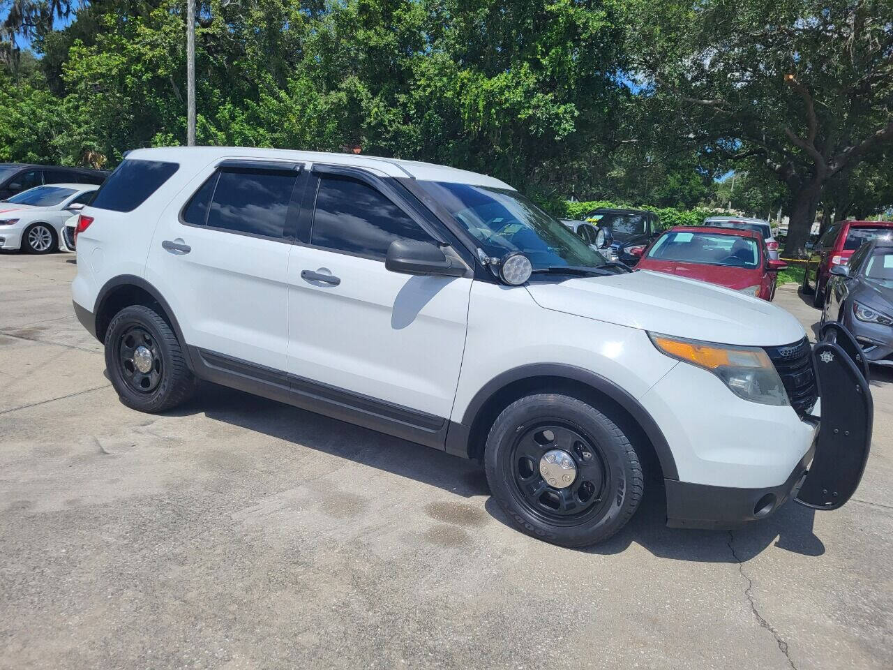 2015 Ford Explorer for sale at FAMILY AUTO BROKERS in Longwood, FL