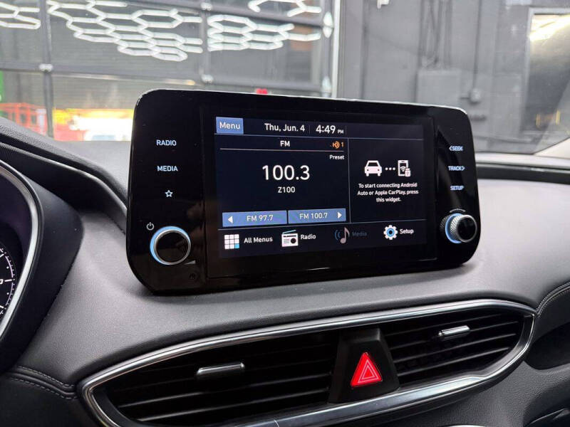 2023 Hyundai Santa Fe SE