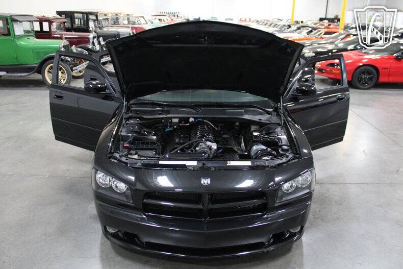 2006 Dodge Charger SRT-8