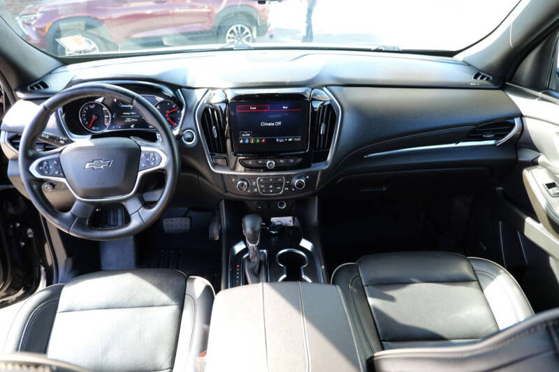 2023 Chevrolet Traverse Premier