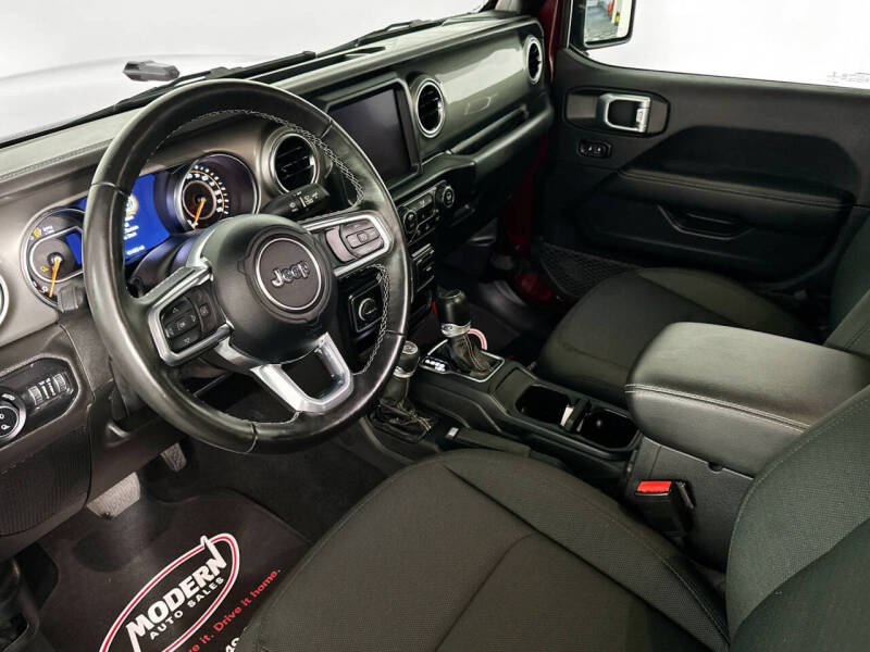 2021 Jeep Gladiator Overland