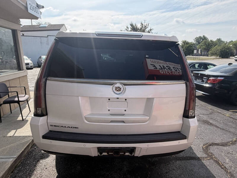 2015 Cadillac Escalade ESV Luxury