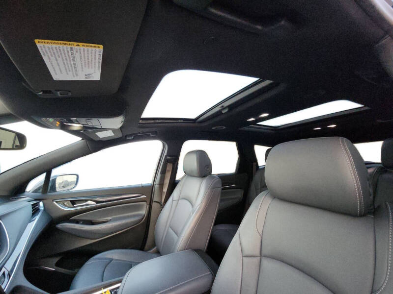 2024 Buick Enclave Essence