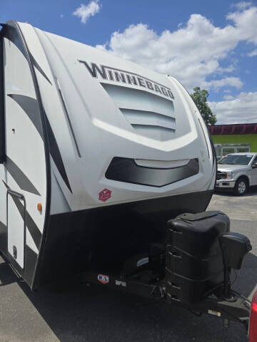 2021 Winnebago Voyage