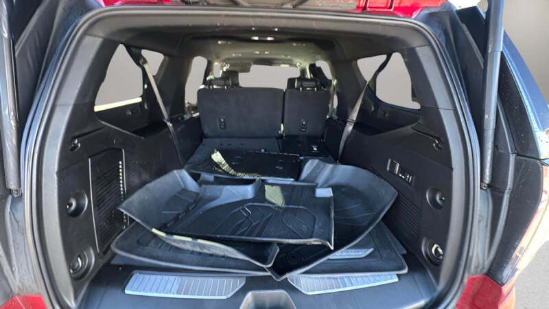 2022 Chevrolet Suburban RST