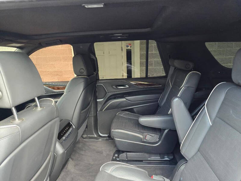 2022 Cadillac Escalade Premium Luxury