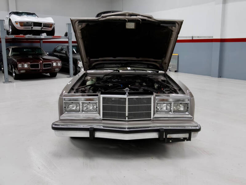 1989 Chrysler Fifth Avenue