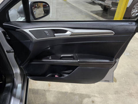 2020 Ford Fusion SEL