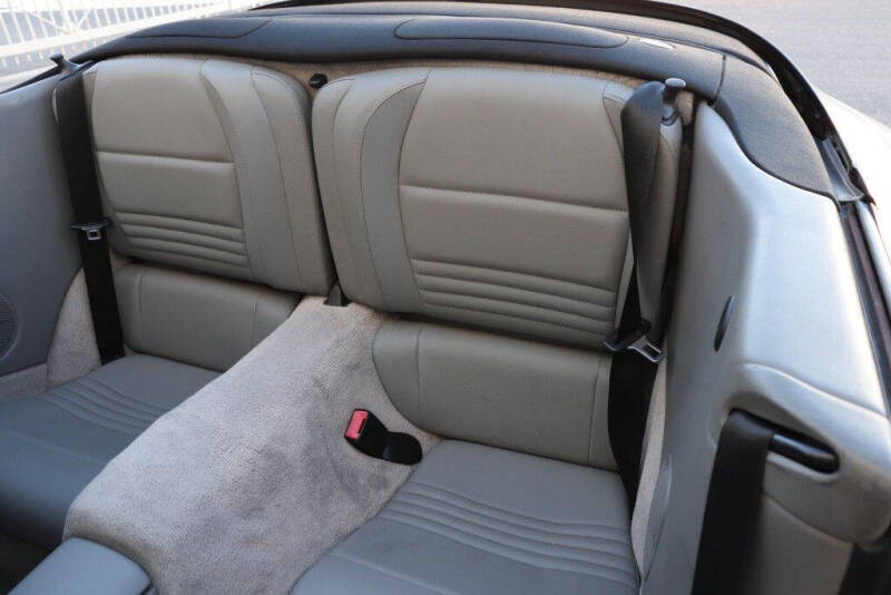 2000 Porsche 911 Carrera