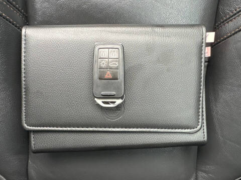 2017 Volvo XC60 T6 Dynamic