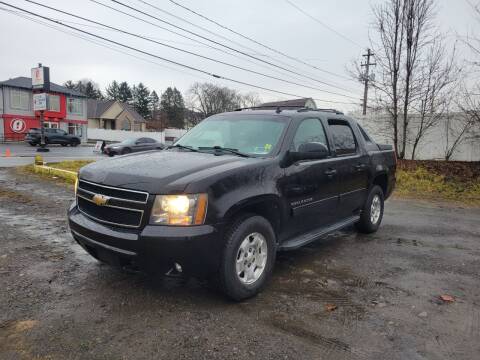 2011 Chevrolet Avalanche for sale at MMM786 Inc in Plains PA