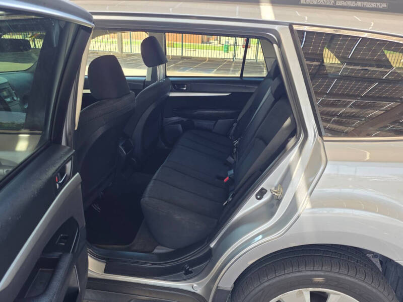 2012 Subaru Outback 2.5i Premium